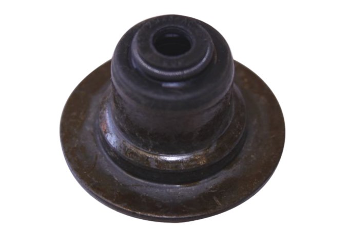 Uszczelniacz zaworu ssącego / wydechowego 4,2 / 4,4 V8 benzyna Discovery 3 / RR L322 / RR Sport