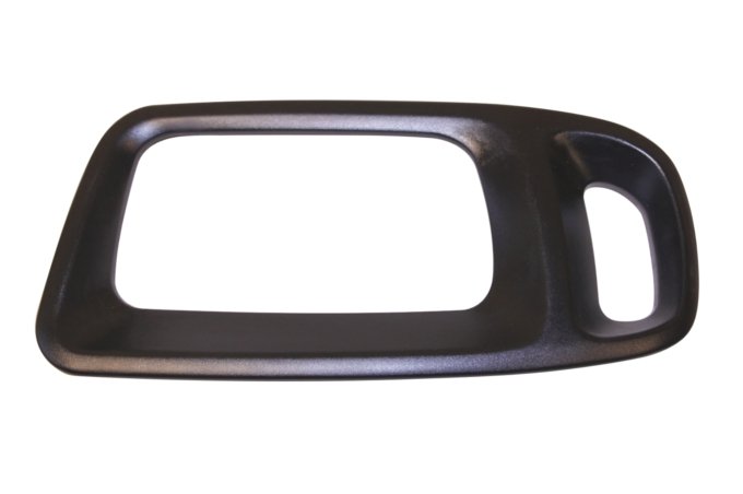 Maskownica reflektora przeciwmgielnego w zderzaku Discovery II prawa