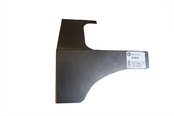 Reperaturka grodzi przy zawiasie górnym prawa Defender