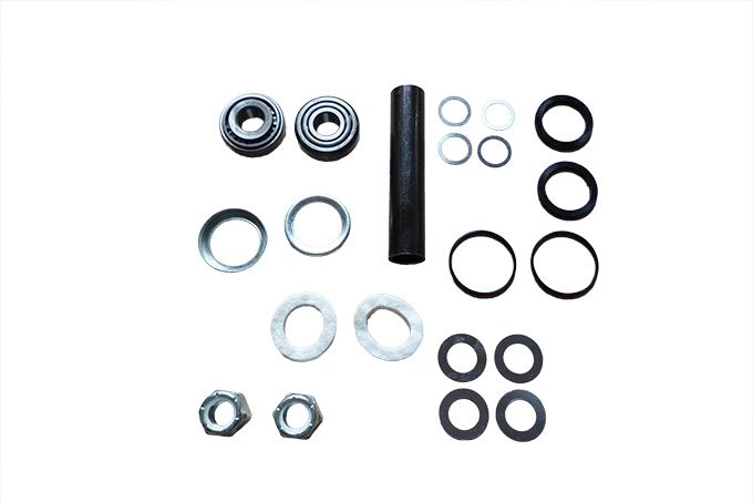 Zestaw do mocowania wahacza do podstawy piasty tył