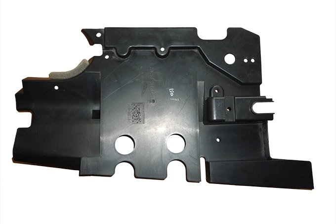 Kierownica powietrza przy chłodnicy boczna prawa