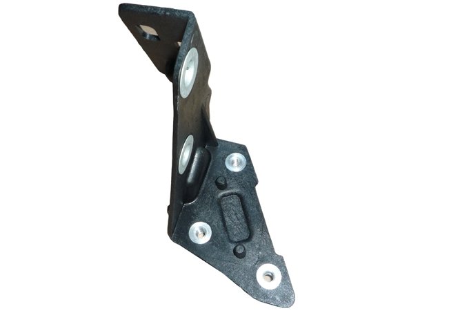 Wspornik mocowania błotnika prawy