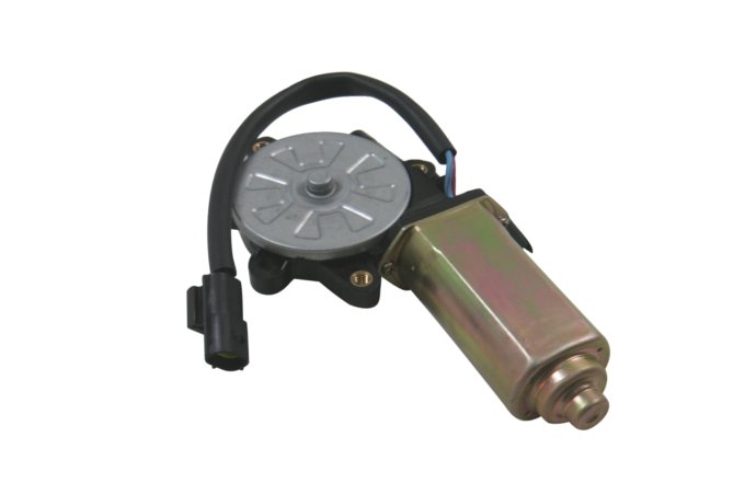 Silnik podnośnika szyby drzwi Discovery od 95 (VIN:MA137190) / RR od 95 (VIN:MA659911) PRZÓD LEWY / TYŁ PRAWY / Discovery II PRZÓD LEWY / Discovery II TYŁ LEWY do 2001 (VIN:1A719661)