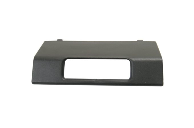 Zaślepka haka holowniczego w zderzaku przód RR L322 do 2005