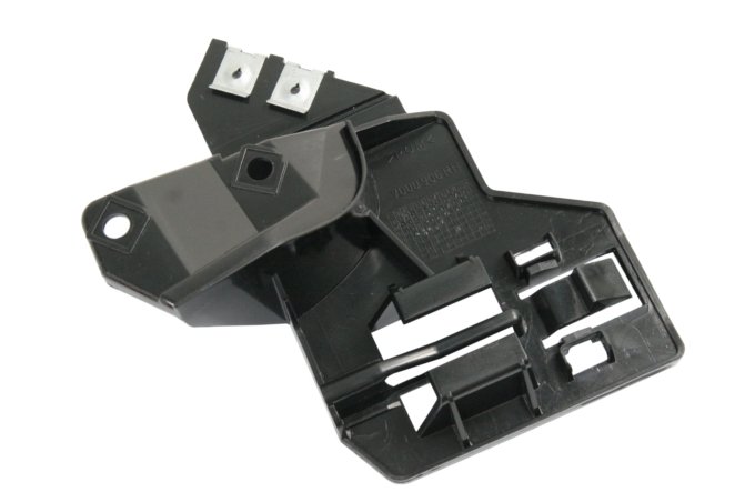 Uchwyt mocowania zderzaka przód RR L322 do 2005 prawy