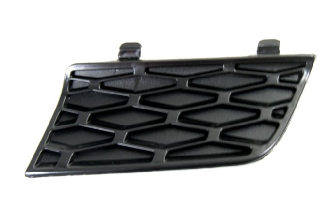 Kratka wlotu powietrza w zderzaku przód prawa RR L322 od 2006 3,0 diesel / 4,4 V8 benzyna