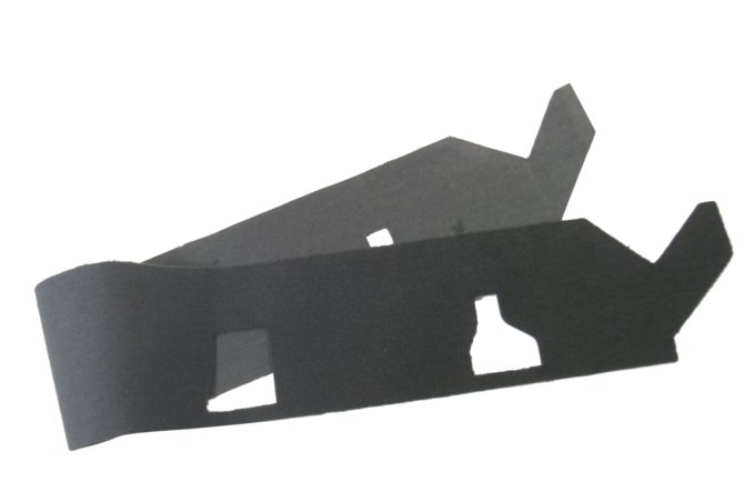 Dywanik welurowy tył pionowy tylny Defender TD5 od 2003 (VIN 3A647097) Ebony Black