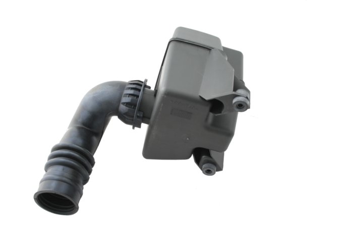 Zbiornik rezonansowy powietrza przy filtrze Freelander 1,8 benzyna / 2,0 TCIE do 2000