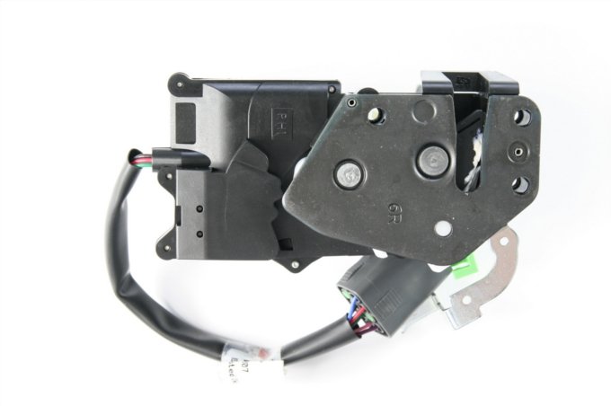 Zamek drzwi przód prawe RR P38 od 2000 (VIN: YA430702)