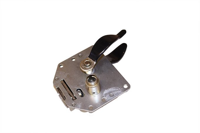 Zamek drzwi przód lewe LR SIII / Defender