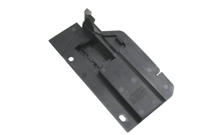 Plastik wlotu powietrza do chłodnicy Discovery II od 2003 lewy