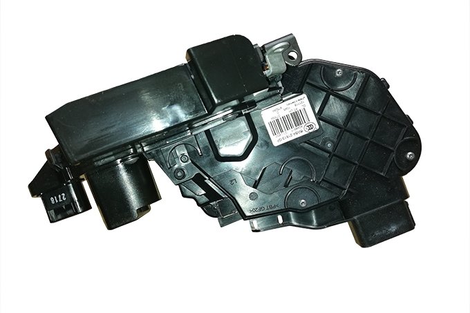 Zamek drzwi przód lewych (Passive entry, deadlocking)