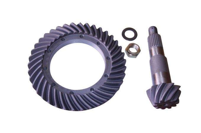 Wałek ataku z kołem talerzowym (3,8) Defender / Discovery / RR przód