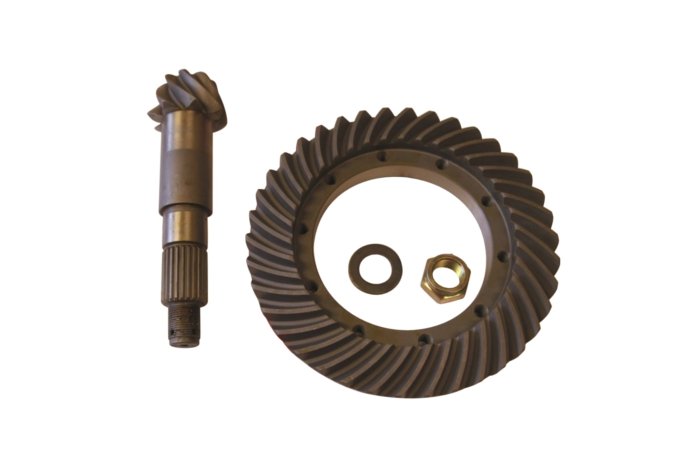 Wałek ataku z kołem talerzowym (4,75) Defender / Discovery / RR tył