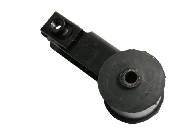 Poduszka mocowania silnika 1,8 benzyna / 2,0 TCIE diesel Freelander do 2000 (VIN: YA999999)