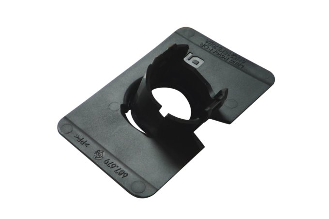 Gniazdo czujnika parkowania Freelander 2 przód prawe (zewnętrzne)