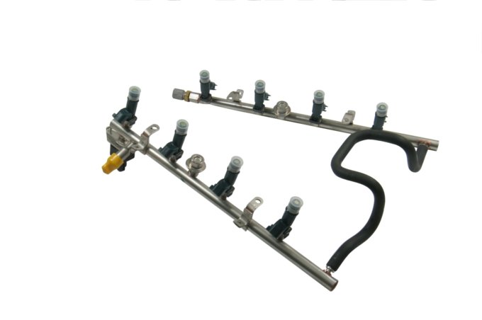 Listwa paliwowa wtryskiwaczy V8 4,2 RR L322 / RR Sport