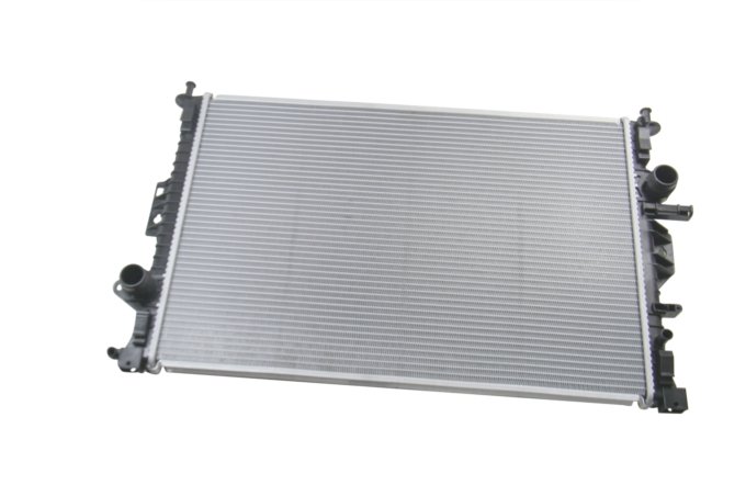 Chłodnica wody Discovery Sport / Freelander 2 / RR Evoque 2,2 diesel (manual)
