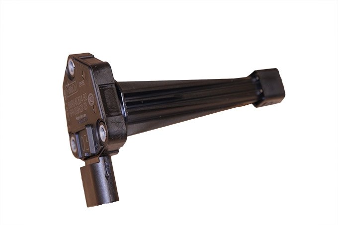 Czujnik poziomu oleju silnika 3,0/4,4 diesel / 3,0 SC V6/5,0 V8 benzyna Discovery 4 / Discovery 5 / RR L322 / RR L405 / RR Sport / RR Sport od 2014 / RR Velar