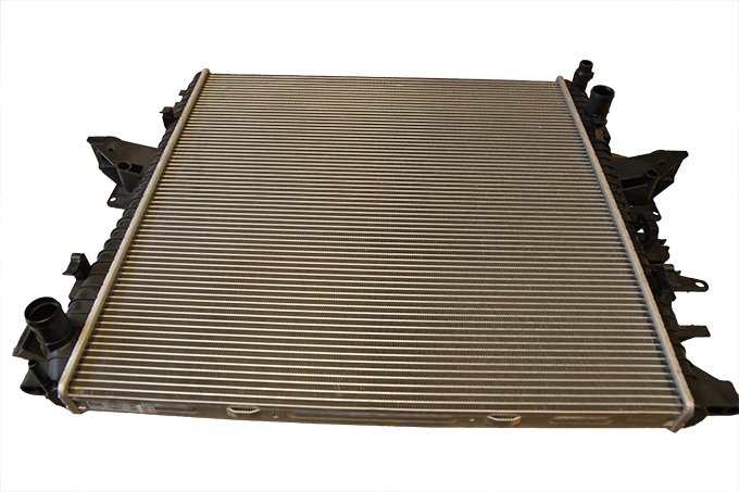 Chłodnica wody benzyna 3,0 SC V6 / 5,0 V8 Discovery 4 / RR Sport od 2010