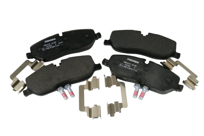 Klocki hamulcowe przód Discovery 3 / Discovery 4 4,0 V6 benzyna / 2,7 diesel / RR L322 od 2006 (VIN:6A000001) 3,0 diesel / 4,4 AJ V8 benzyna / RR Sport 4,4 V8 benzyna / 2,7 diesel