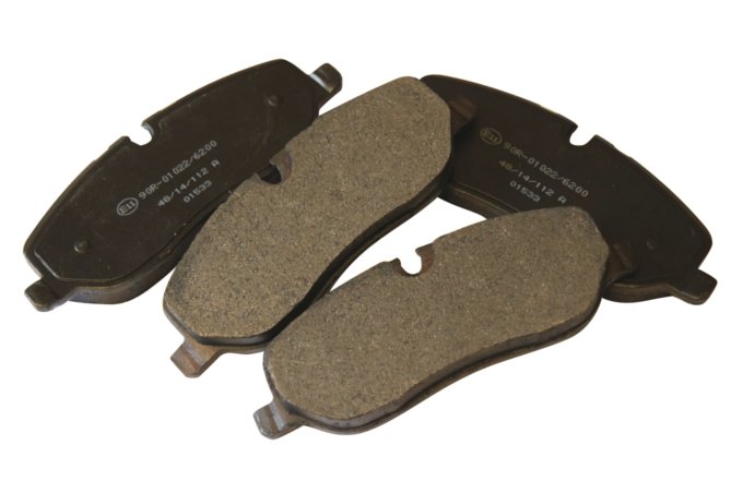 Klocki hamulcowe przód Discovery 3 / Discovery 4 4,0 V6 benzyna / 2,7 diesel / RR L322 od 2006 (VIN:6A000001) 3,0 diesel / 4,4 AJ V8 benzyna / RR Sport 4,4 V8 benzyna / 2,7 diesel