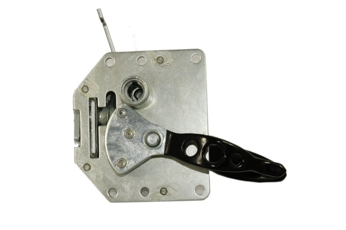 Zamek drzwi tył (piąte) Defender od 2012 (VIN:CA000001) centralny zamek