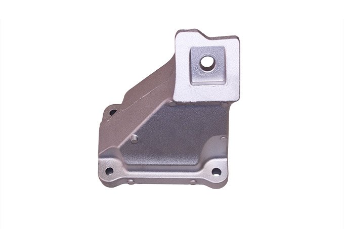 Wspornik poduszki mocowania silnika (przy silniku) lewy benzyna 3,0 SC V6 / 5,0 V8 Discovery 5 / RR L405 / RR Sport od 2014