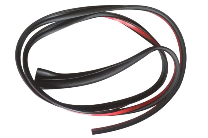 Uszczelka boczna karoseryjna (nad drzwiami) prawa Freelander 2