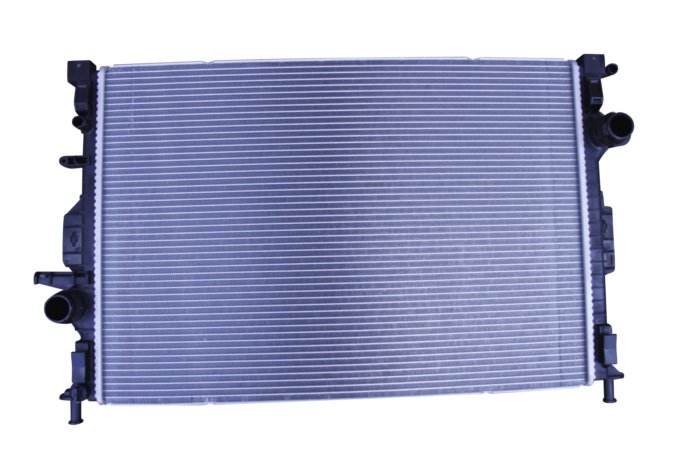 Chłodnica wody Discovery Sport benzyna 2,0 GTDI / diesel 2,2 (automat) / Freelander 2 benzyna 2,0 GTDI/3,2 benzyna / diesel 2,2 (automat) / RR Evoque 2,0 GTDI benzyna / diesel 2,2 (automat)