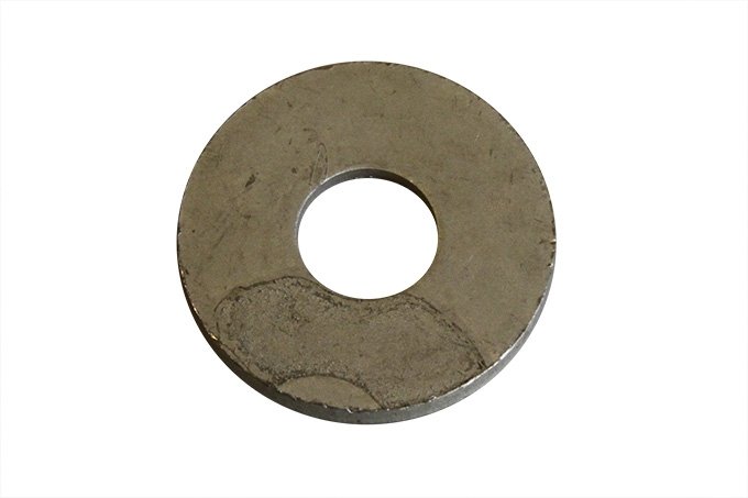 Podkładka śruby mocowania zderzaka / belki tylnej ramy Defender