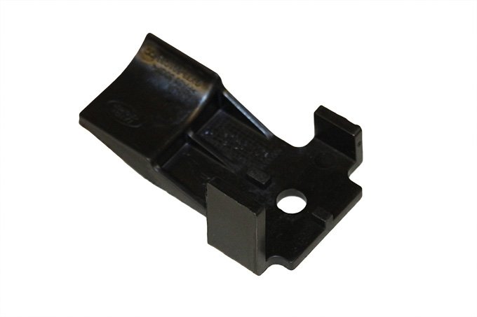 Mocowanie chłodnicy dolne prawe RR Velar