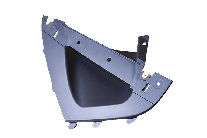 Kierownica powietrza do zacisku przód lewa RR Velar (bez 2,0 diesel MID DOHC AJ200)