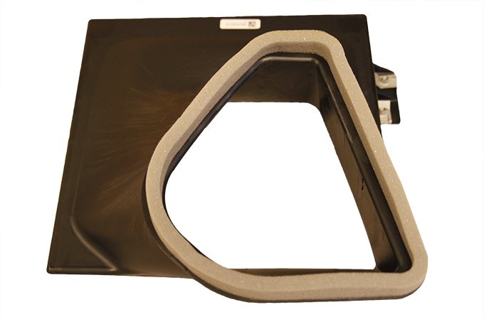 Kierownica powietrza w zderzaku przód prawa RR Velar