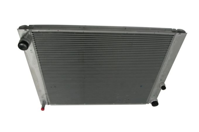 Chłodnica wody RR L322 3,0 diesel