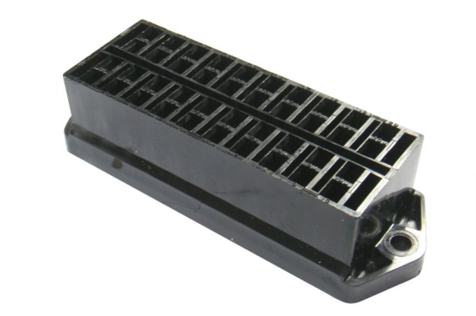 Skrzynka bezpieczników Defender (pod deską rozdzielczą)