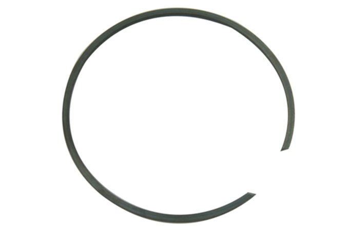 Seger zabezpieczający łożysko piasty przód / tył Freelander