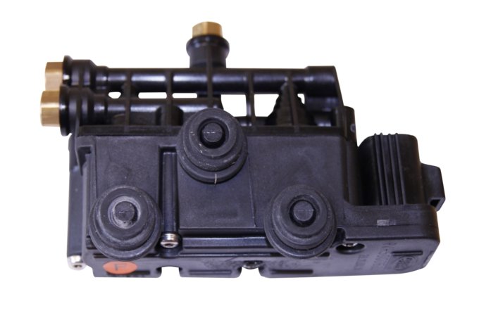 Blok zaworów sterowania zawieszeniem pneumatycznym przód RR L322