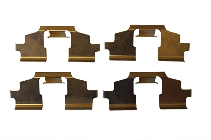 Blaszki mocowania klocków hamulcowych przód Freelander do 2000