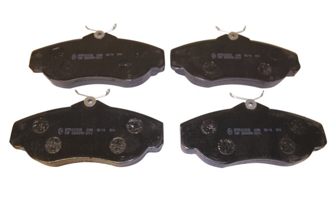 Klocki hamulcowe przód Discovery II / RR P38