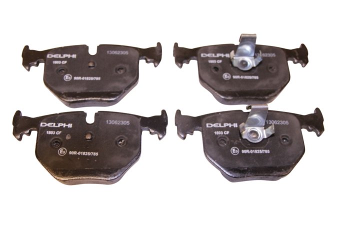 Klocki hamulcowe tył 3,0D / 4,4 M62 V8 RR L322 do 2005 (VIN:5A999999)