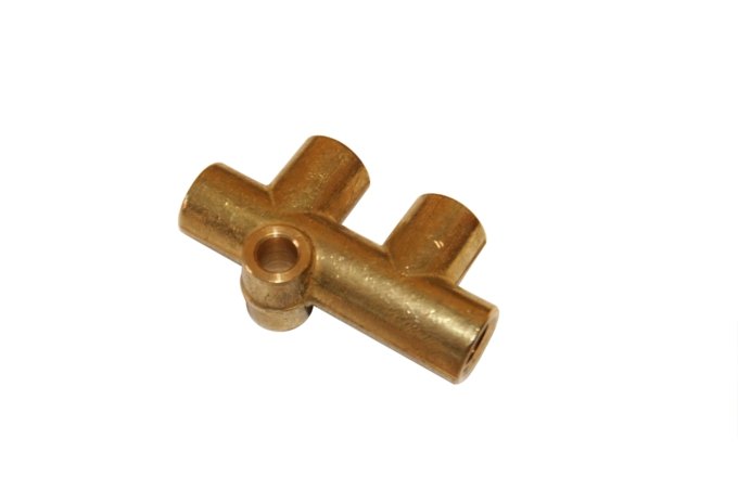 Trójnik przewodów hamulcowych (rozgałęźnik - 4 wyjścia)  Defender od 99 / Defender od 2007 (układ z ABS)