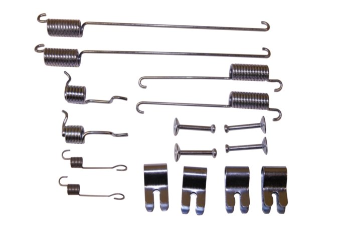 Komplet sprężyn szczęk hamulcowych tył Freelander do 2000 (VIN YA999999)