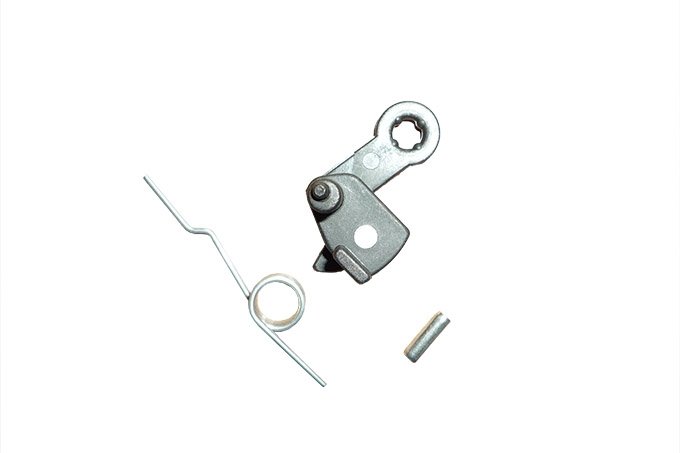 Krzywka klamki drzwi lewych przód/tył RR P38