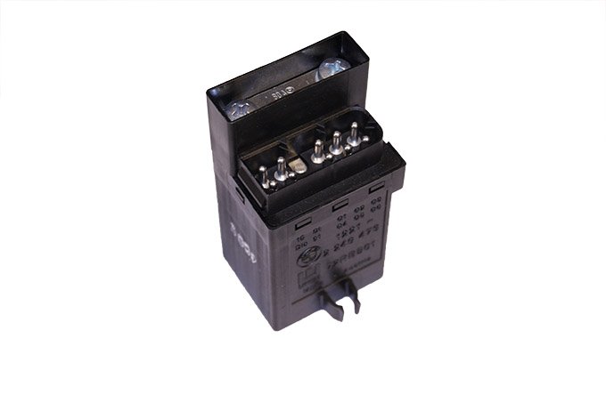 Przekaźnik świec żarowych RR P38