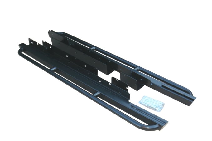 Progi boczne Discovery (5 drzwi) z rurami Terrafirma