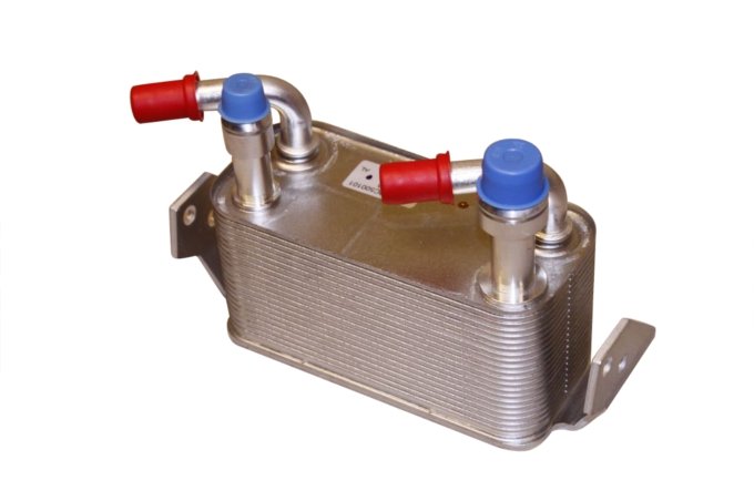 Chłodnica oleju automatycznej skrzyni biegów ZF 6HP26 / 6HP28 / 8HP70 diesel 3,0 V6 / 3,6 V8 Discovery 4 / RR Sport