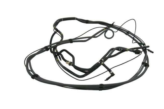 Przewód paliwa od zbiornika do filtra Freelander TD4 do 2002 (VIN: 2A399999)