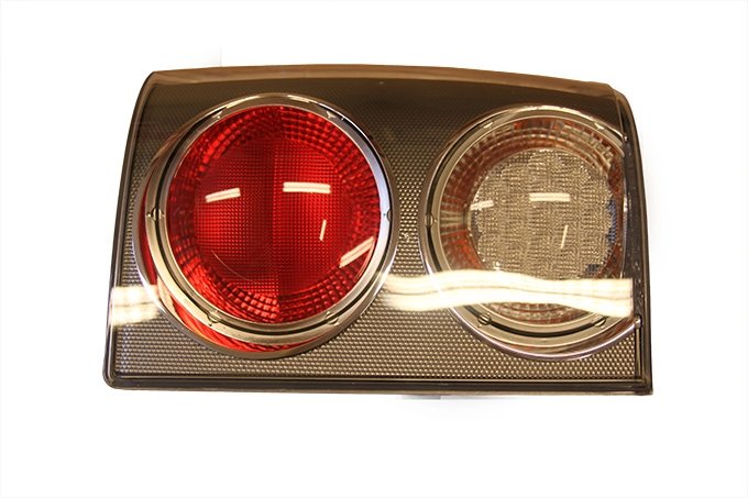 Lampa tył w błotniku RR L322 od 2006 (VIN: 6A000001) lewa