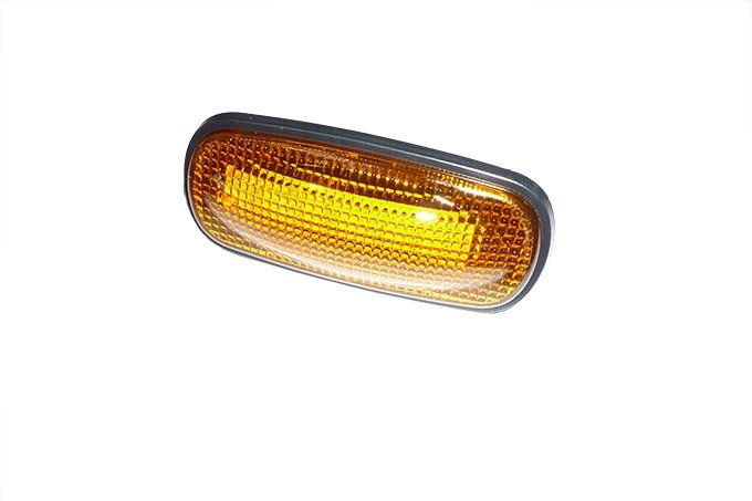 Kierunkowskaz błotnika Discovery II / Defender od 99 / Freelander (ledowy)